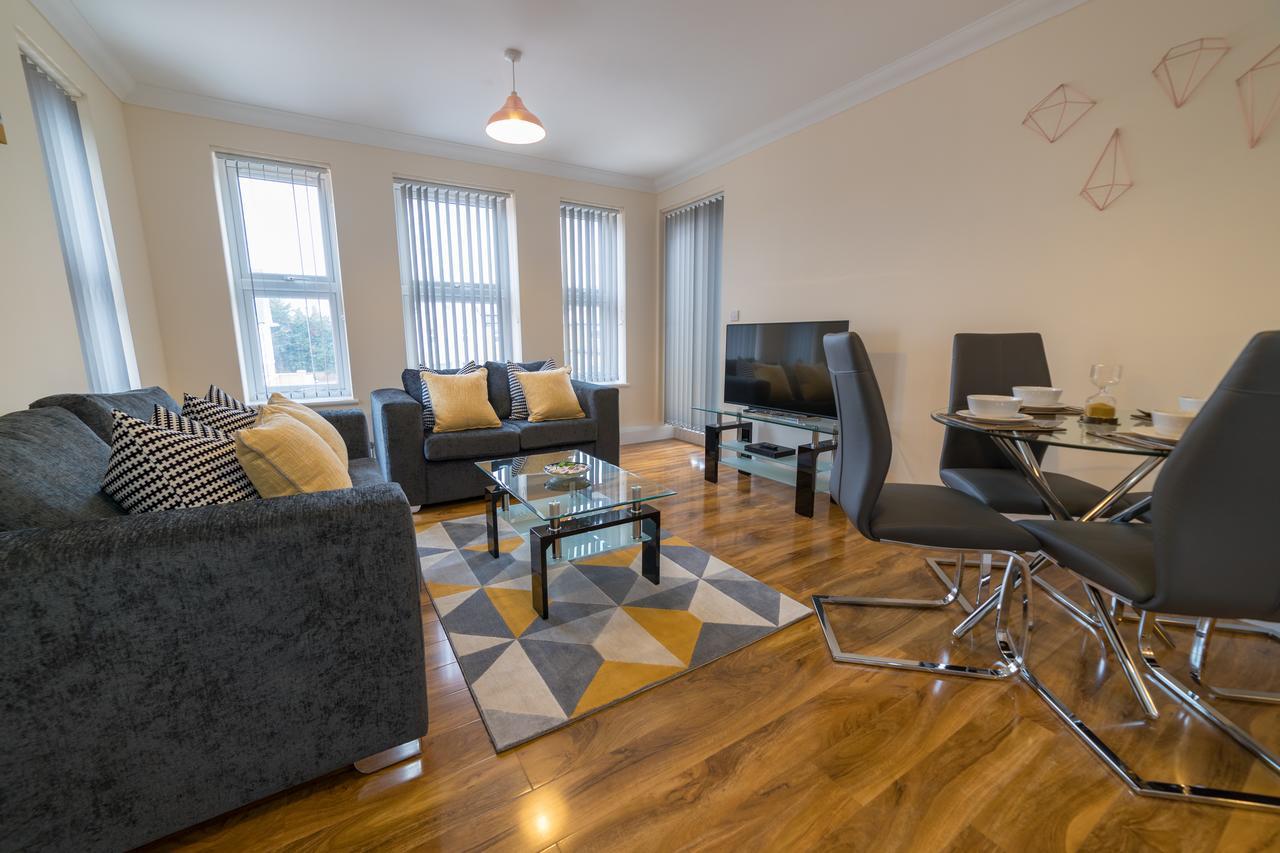 London Heathrow Serviced Apartments Ashford  Extérieur photo